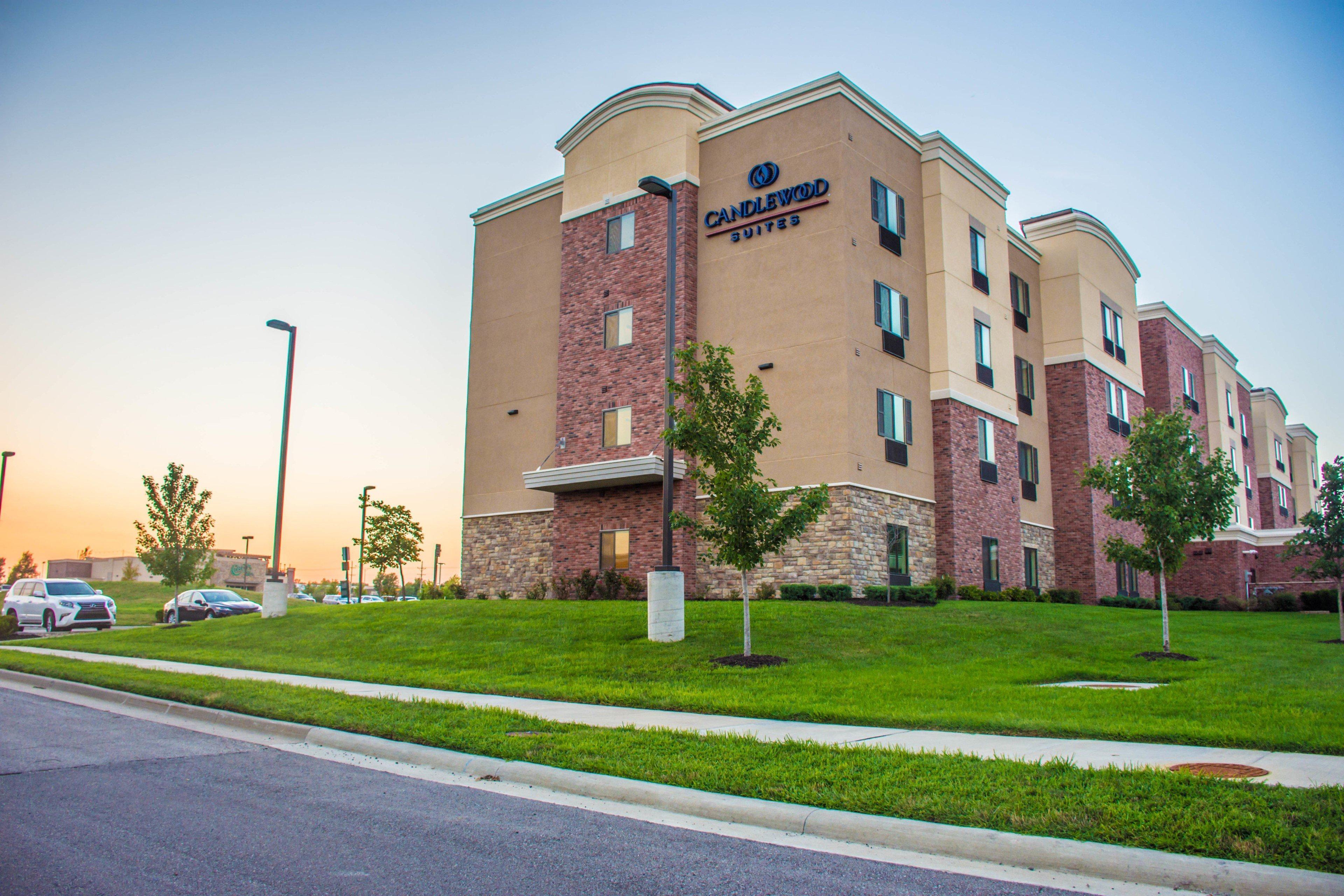 Candlewood Suites Overland Park W 135Th St, An Ihg Hotel Exterior photo